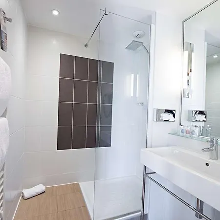 Kyriad Prestige Toulon - L S S M - Centre Port Ξενοδοχείο 3*