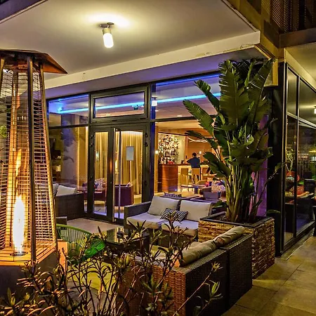 Kyriad Prestige Toulon - L S S M - Centre Port Ξενοδοχείο