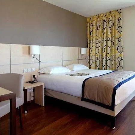 Kyriad Prestige Toulon - L S S M - Centre Port La Seyne-sur-Mer
