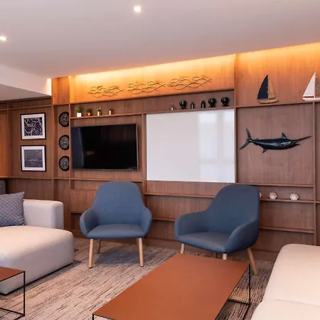 Ξενοδοχείο Kyriad Prestige Toulon - L S S M - Centre Port 3*
