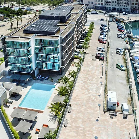 Ξενοδοχείο Kyriad Prestige Toulon - L S S M - Centre Port La Seyne-sur-Mer