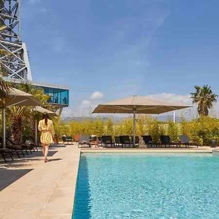 Ξενοδοχείο Kyriad Prestige Toulon - L S S M - Centre Port 3*