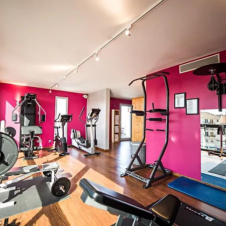 Kyriad Prestige Toulon - L S S M - Centre Port 3* La Seyne-sur-Mer