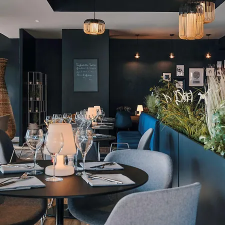 Kyriad Prestige Toulon - L S S M - Centre Port Ξενοδοχείο