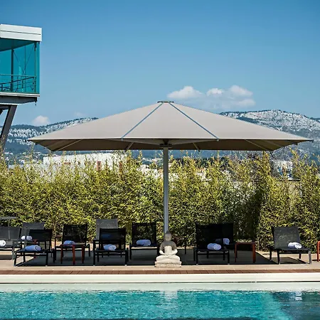 Ξενοδοχείο Kyriad Prestige Toulon - L S S M - Centre Port