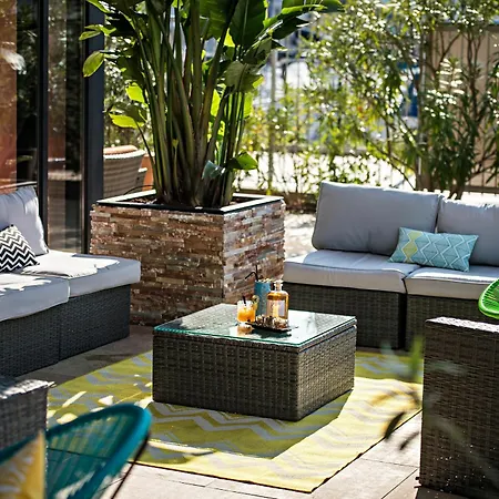 Kyriad Prestige Toulon - L S S M - Centre Port La Seyne-sur-Mer