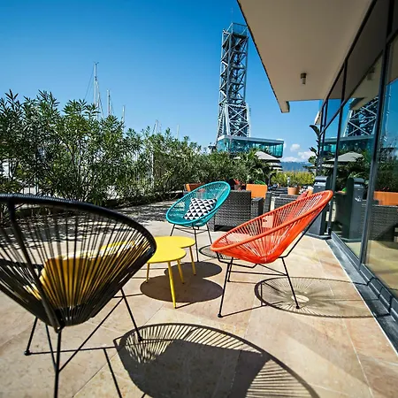 Kyriad Prestige Toulon - L S S M - Centre Port Ξενοδοχείο