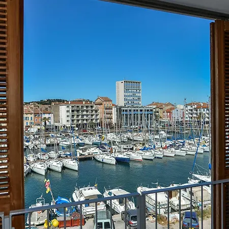 Kyriad Prestige Toulon - L S S M - Centre Port Ξενοδοχείο